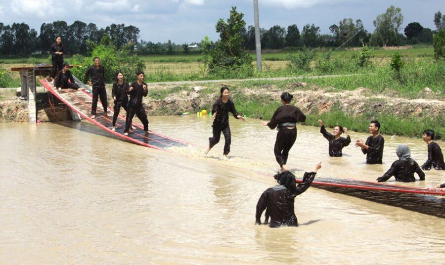 0408.du-lich-trai-ng