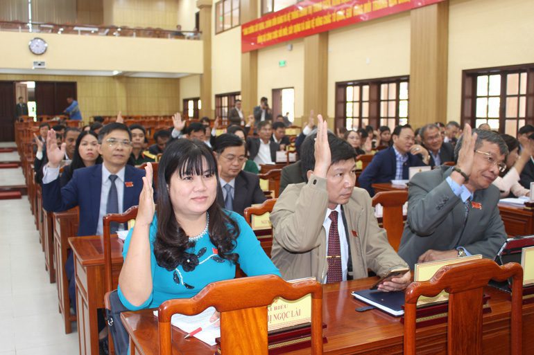 06211716-dai-bieu