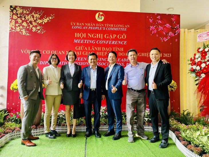 Long An tổ chức nhiều cuộc gặp gỡ giữa lãnh đạo tỉnh với các doanh nghiệp trong và ngoài nước để giới thiệu, thu hút thêm các nguồn vốn đầu tư