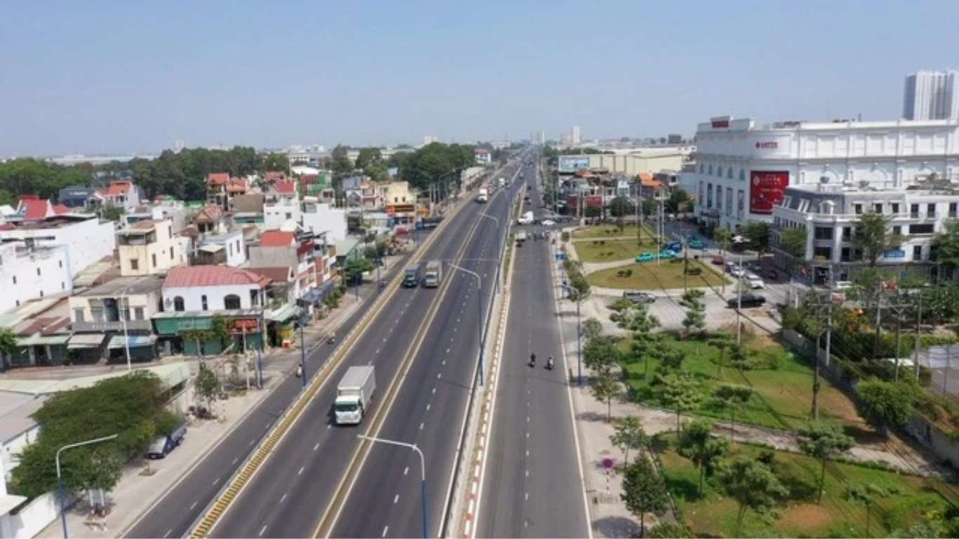Quốc lộ 13 mở rộng 60m 8 làn xe